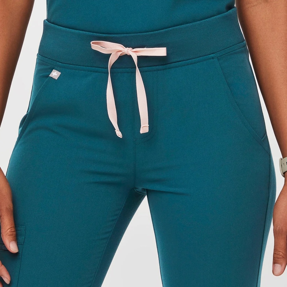 Figs Zamora Jogger Scrub Pants. Color:  Caribbean Blue, Size Medium